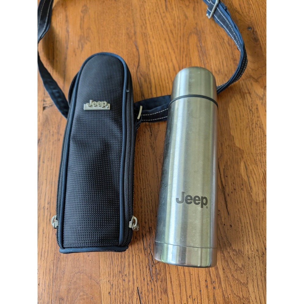 Jeep Stainless Steel Vacuum Insulated Flask with Padded Nylon Carrying Case Bag - Picture 5 of 9